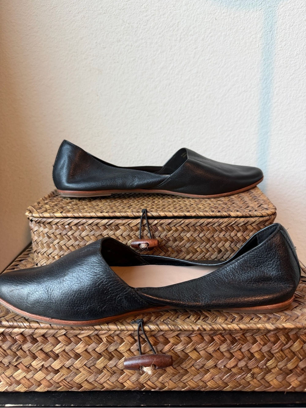 Aldo Black Leather Slip-On Ballet Flats